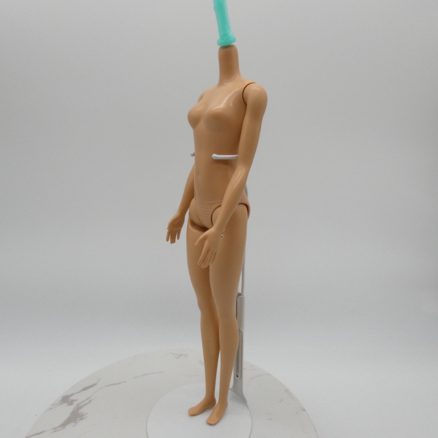 Barbie Lost Birthday Fashionistas Doll Body Straight Arms 2021 Mattel GTM82