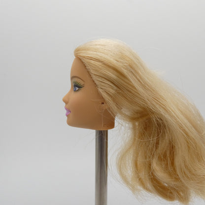 Barbie Beach Glam Doll Head Fashion Fever Glitter Eye Shadow 2007 Mattel K8383