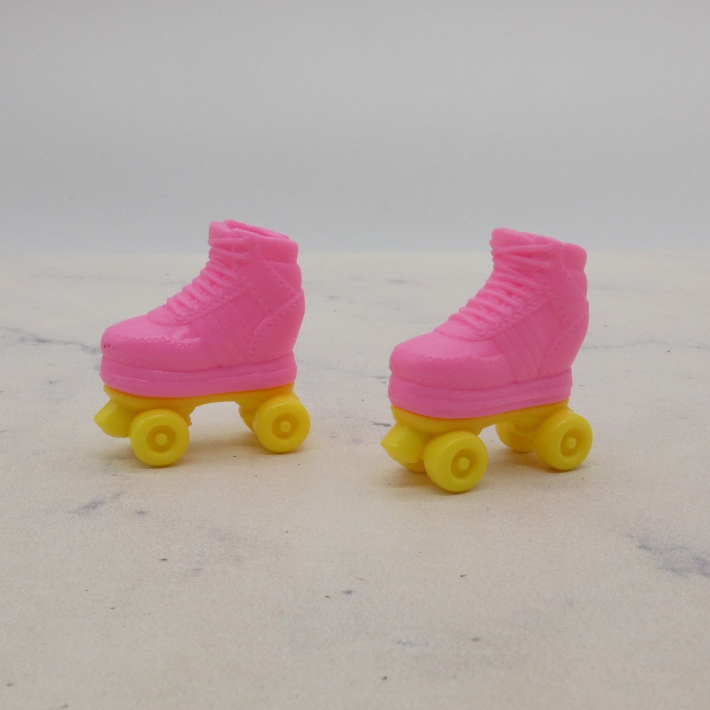 Barbie Roller Skates Doll Fit Curvy Or Flat Feet MTM 2018 Fashionistas 095 FJF55