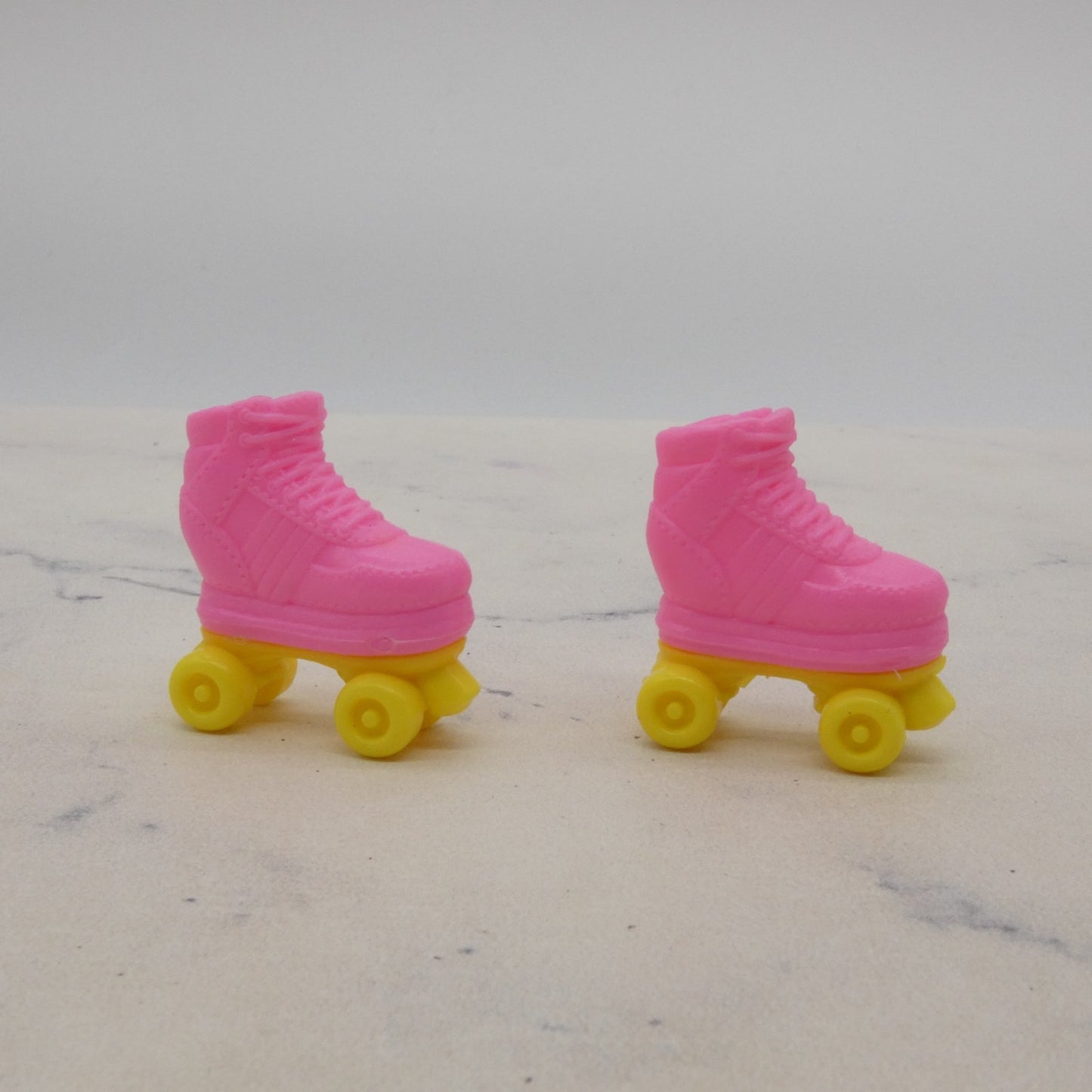Barbie Roller Skates Doll Fit Curvy Or Flat Feet MTM 2018 Fashionistas 095 FJF55