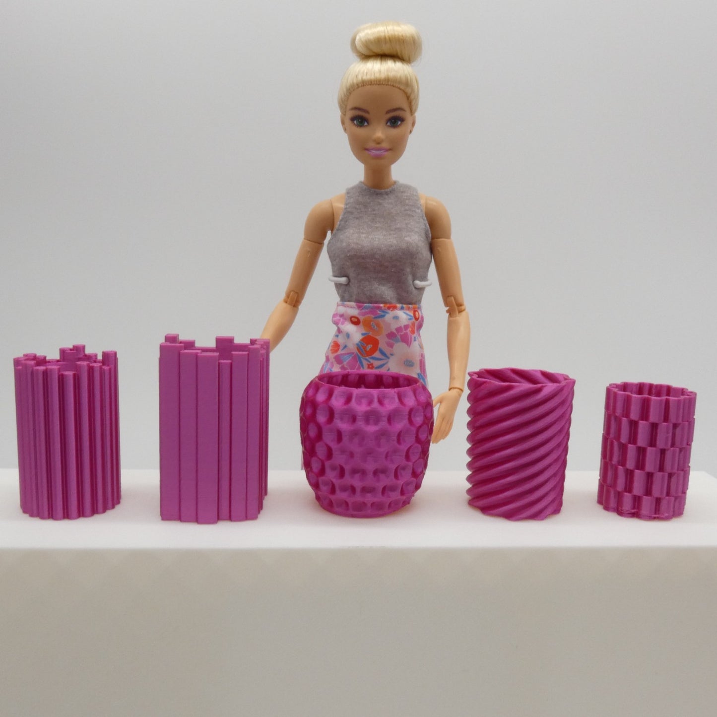 1/6 Scale Doll Furniture Set of 5 Metallic Pink Vases Integrity Barbie Diorama